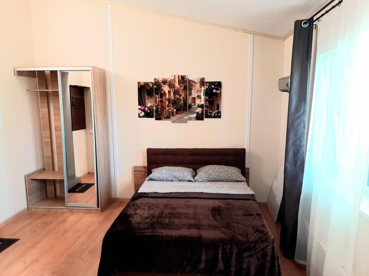 Studio Apartments In Center Mini 5 Поверх Без Ліфту Ivano-Frankivsk Exterior photo